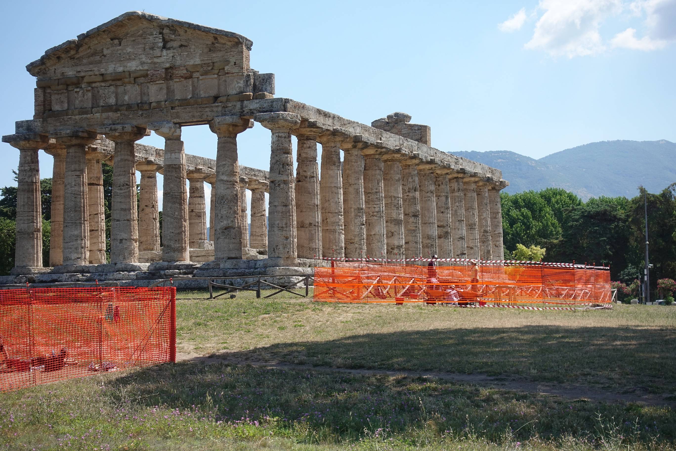 cassandra-ferrante-21-drawing-in-3d-archaeological-research-of-paestum-italy-colgate-university